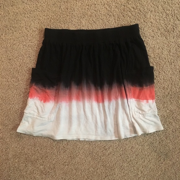 Dresses & Skirts - Tie dye skirt with pockets